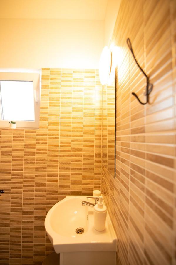 Casa Adrian Hotel Corbu  Eksteriør billede